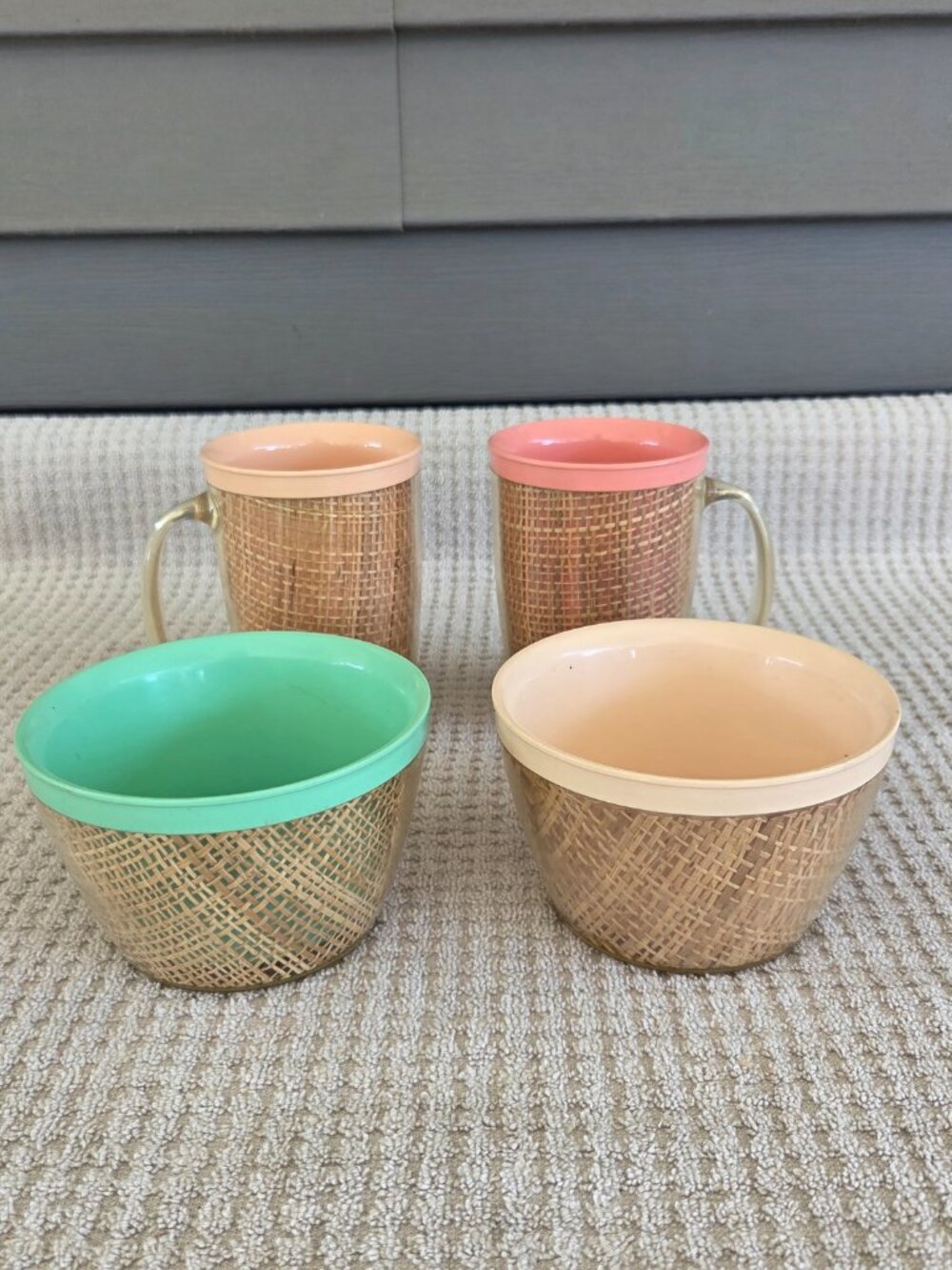 Lot of 4 Raffiaware Thermo Burlap Rattan Insulated Juice Milk Cups & Bowls MCM